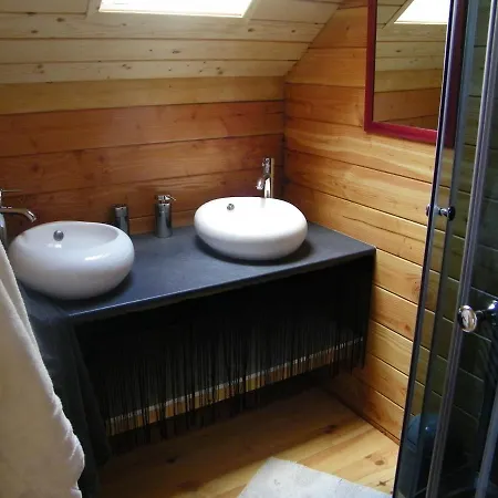 Du Frene A Chalet Laguiole